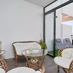 Domus Aura Апартаменты Нерха